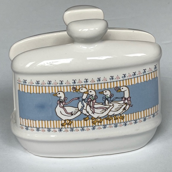 Ribbon goose napkin holder by B&D - like new - Picture 1 of 7